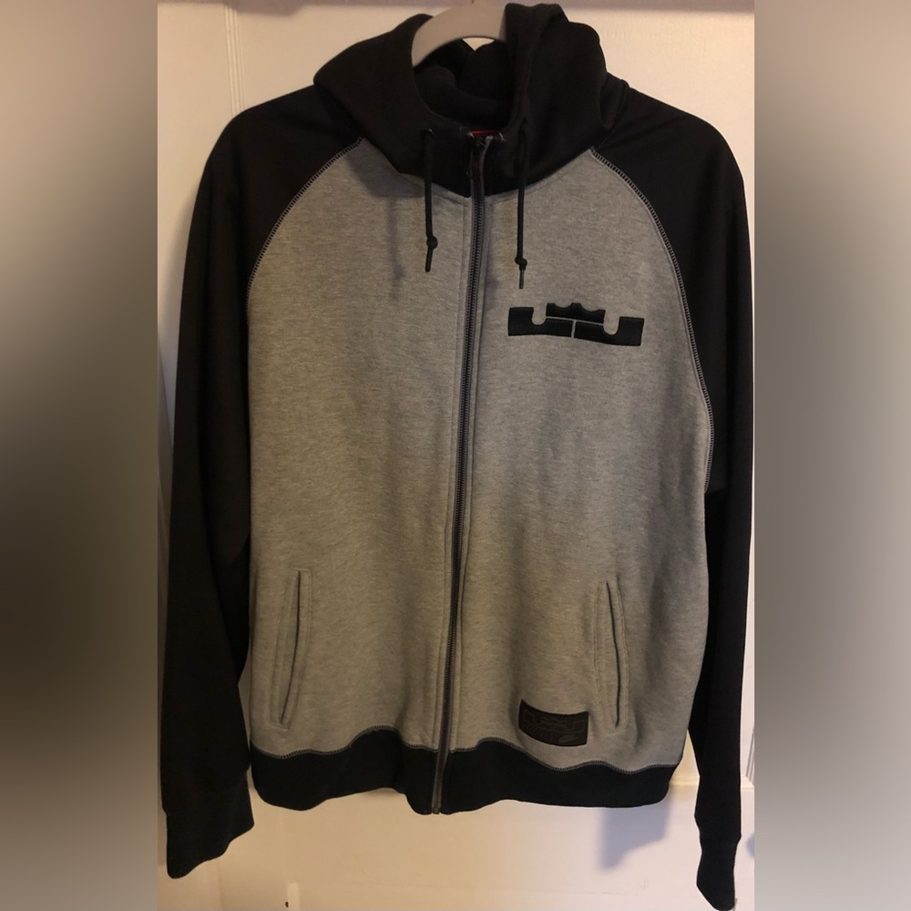 Black Grey Nike LeBron Men’s Size XL Jacket Coat